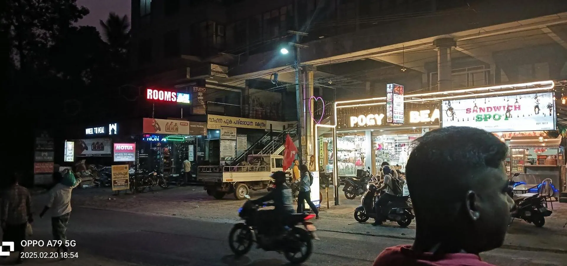 Kk Recidency Hotel Muttam